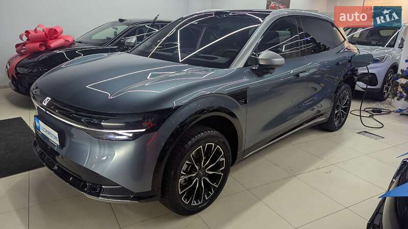 Внедорожник / Кроссовер Zeekr 7X 2025 в 