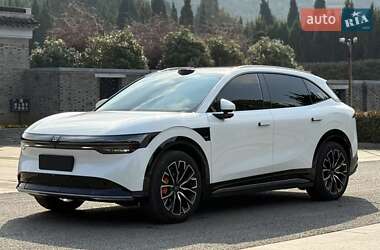 Внедорожник / Кроссовер Zeekr 7X 2024 в 