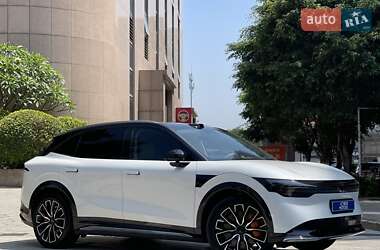 Позашляховик / Кросовер Zeekr 7X 2024 в 