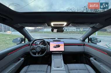 Позашляховик / Кросовер Zeekr 7X 2024 в 