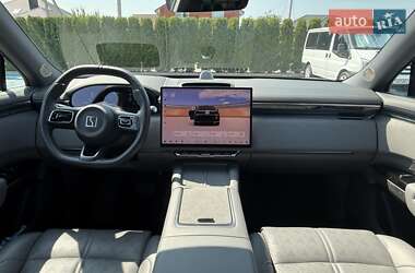Внедорожник / Кроссовер Zeekr 7X 2024 в 