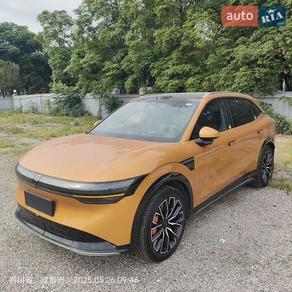 Позашляховик / Кросовер Zeekr 7X 2024 в 