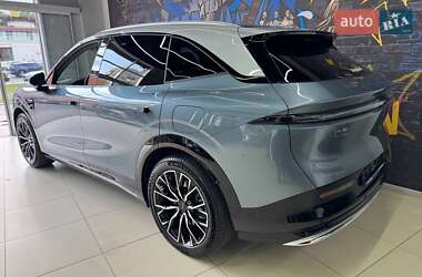 Позашляховик / Кросовер Zeekr 7X 2025 в 