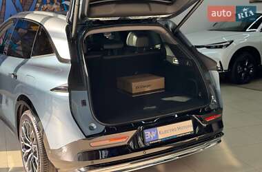 Позашляховик / Кросовер Zeekr 7X 2025 в 