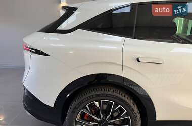 Внедорожник / Кроссовер Zeekr 7X 2025 в 