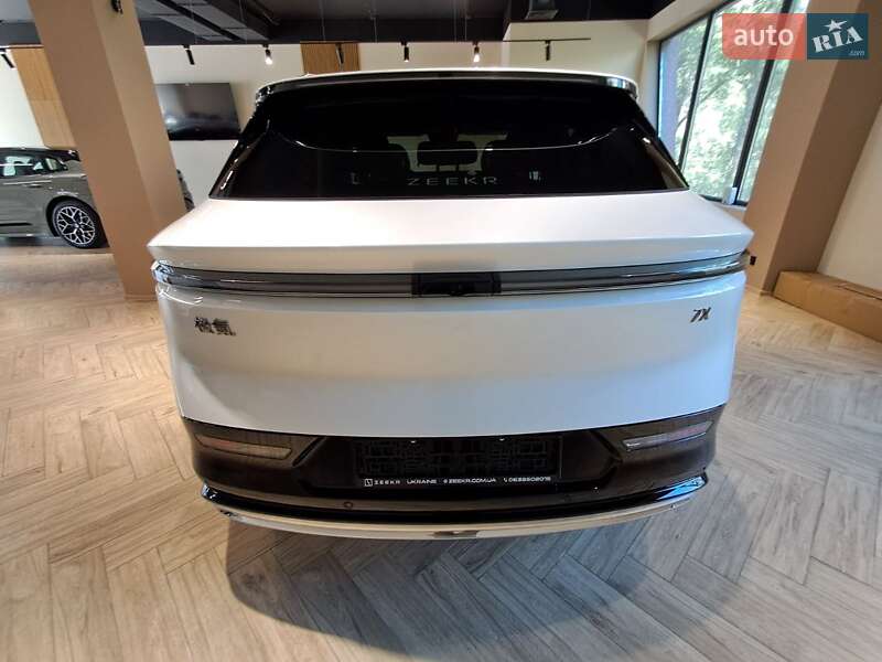 Внедорожник / Кроссовер Zeekr 7X 2025 в Киеве