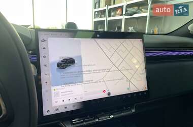 Позашляховик / Кросовер Zeekr 7X 2025 в 