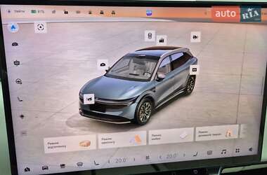 Позашляховик / Кросовер Zeekr 7X 2025 в 