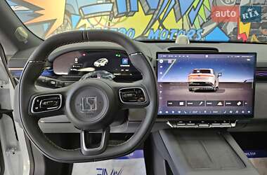 Позашляховик / Кросовер Zeekr 7X 2025 в 