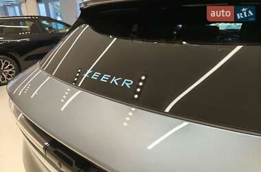 Позашляховик / Кросовер Zeekr 7X 2025 в 