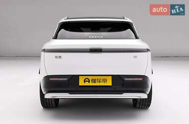Внедорожник / Кроссовер Zeekr 7X 2025 в 