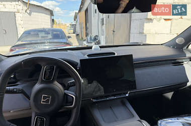 Внедорожник / Кроссовер Zeekr 7X 2025 в 