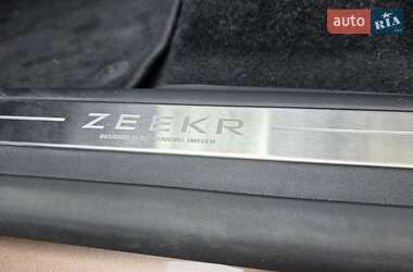 Внедорожник / Кроссовер Zeekr 7X 2025 в 