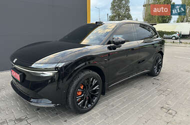 Позашляховик / Кросовер Zeekr 7X 2025 в 