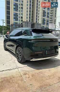 Позашляховик / Кросовер Zeekr 7X 2025 в 