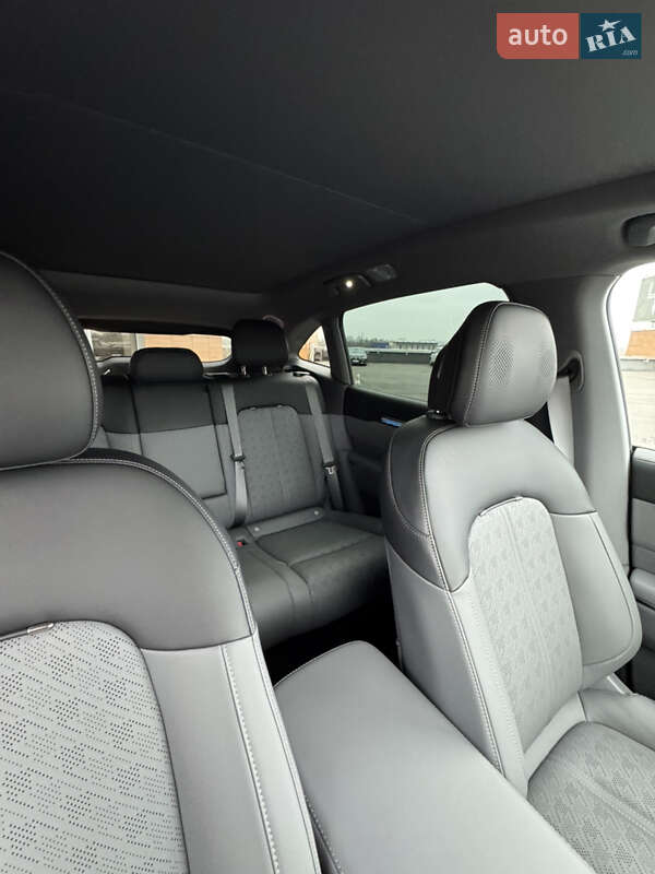 Позашляховик / Кросовер Zeekr 7X 2025 в Києві