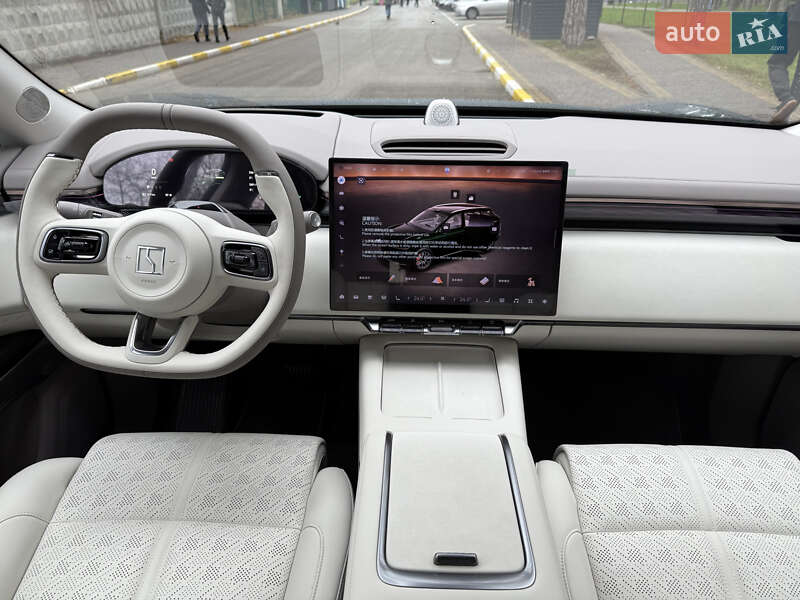 Внедорожник / Кроссовер Zeekr 7X 2025 в Ирпене