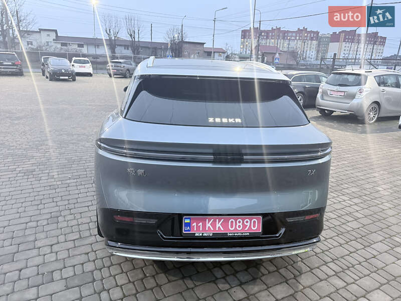 Внедорожник / Кроссовер Zeekr 7X 2024 в Луцке