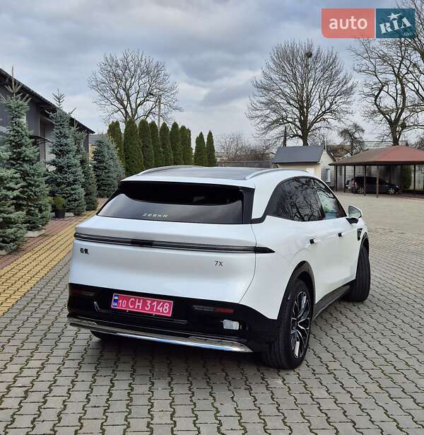 Внедорожник / Кроссовер Zeekr 7X 2025 в Умани