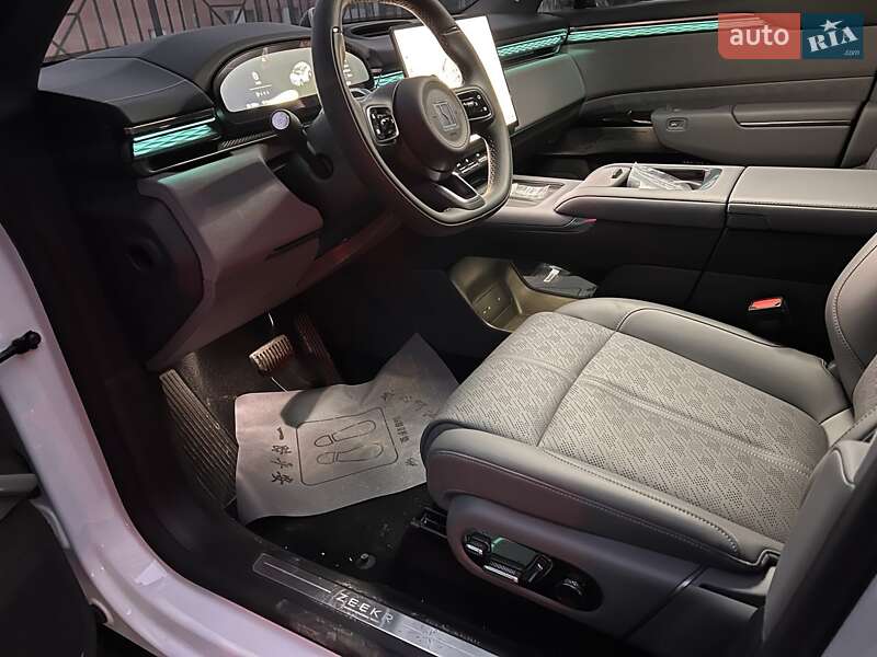 Внедорожник / Кроссовер Zeekr 7X 2025 в Киеве