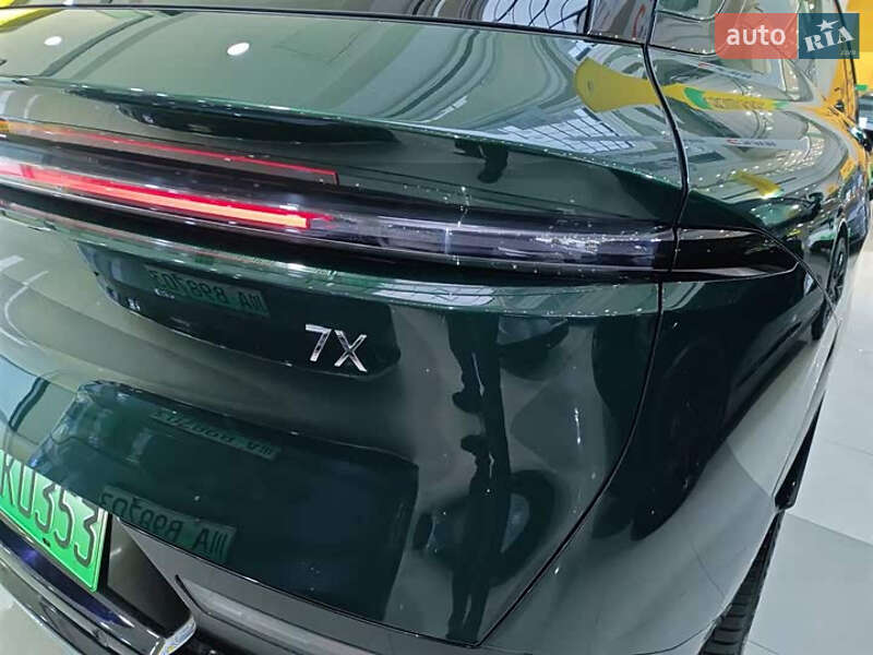 Позашляховик / Кросовер Zeekr 7X 2024 в Києві