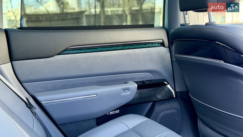 Внедорожник / Кроссовер Zeekr 7X 2025 в Киеве