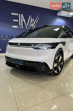 Минивэн Zeekr Mix 2024 в 