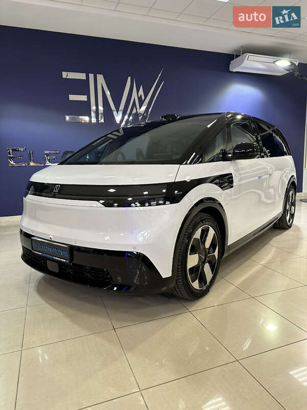Минивэн Zeekr Mix 2024 в Кропивницком