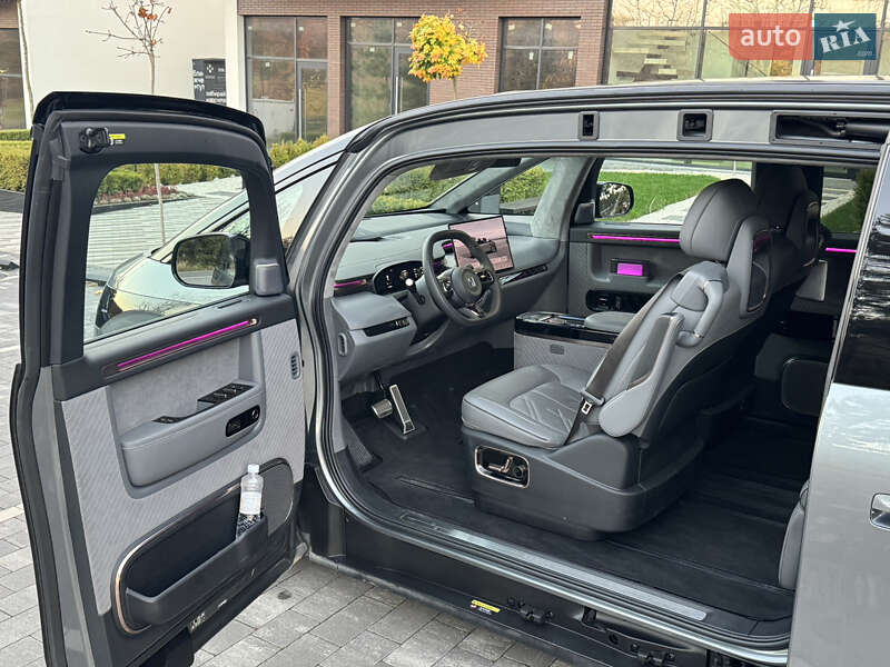 Мінівен Zeekr Mix 2024 в Ужгороді фото 30 Мінівен Zeekr Mix 2024 в Ужгороді