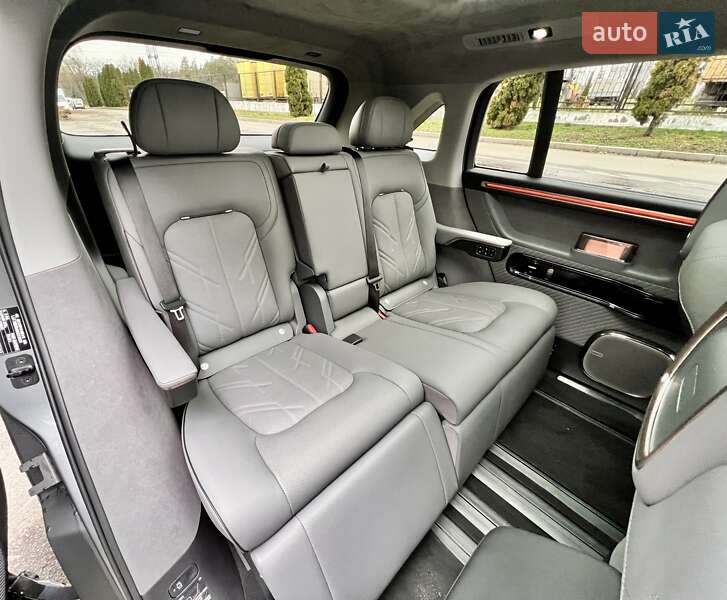 Мінівен Zeekr Mix 2024 в Києві