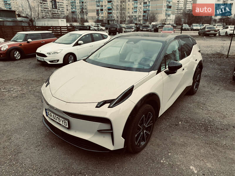 Хэтчбек Zeekr X 2023 в Киеве