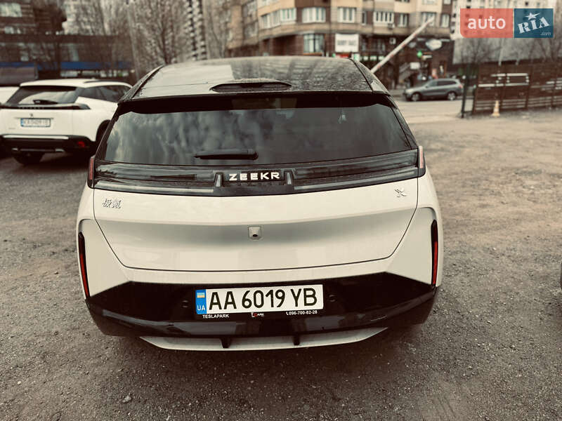 Хэтчбек Zeekr X 2023 в Киеве