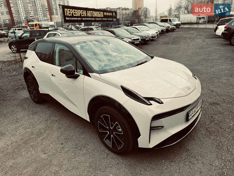 Хэтчбек Zeekr X 2023 в Киеве