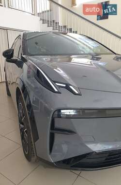 Позашляховик / Кросовер Zeekr X 2023 в 