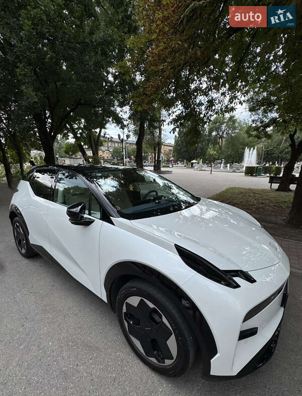 Внедорожник / Кроссовер Zeekr X 2023 в 