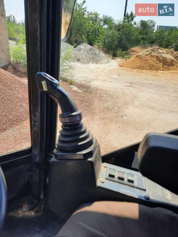 Фронтальный погрузчик Zeppelin ZL 1995 в Николаеве