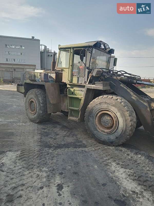 Фронтальні навантажувачі Zettelmeyer ZL 1996 в 