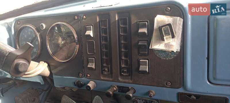 Самоскид ЗИЛ 130 1988 в Києві