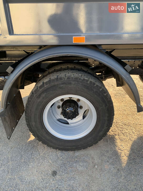 Самосвал ЗИЛ 130 1990 в Первомайске