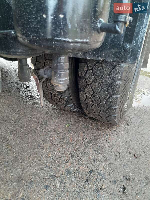 Машина ассенизатор (вакуумная) ЗИЛ 130 1988 в Дмитровке фото 9 Машина ассенизатор (вакуумная) ЗИЛ 130 1988 в Дмитровке