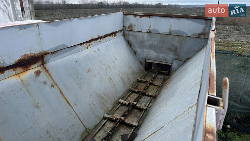 Пескоразбрасывающая машина ЗИЛ 130 1988 в Виннице