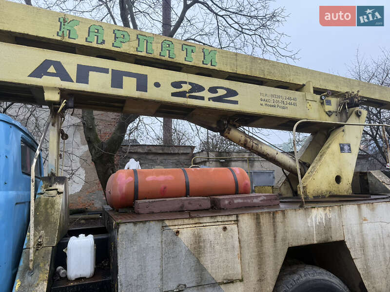 Автовышка ЗИЛ 130 1986 в Мукачево