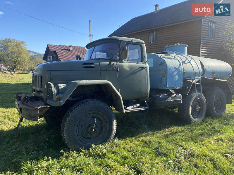 Бензовоз ЗИЛ 131 1987 в Верховине