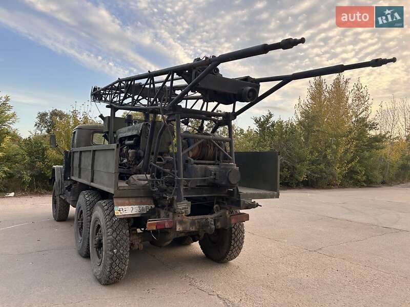 Буровая установка ЗИЛ 131 1983 в Южноукраинске
