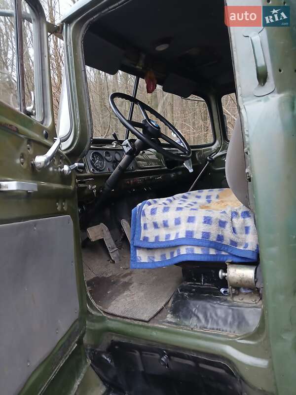 Самоскид ЗИЛ 131 1976 в Тернополі