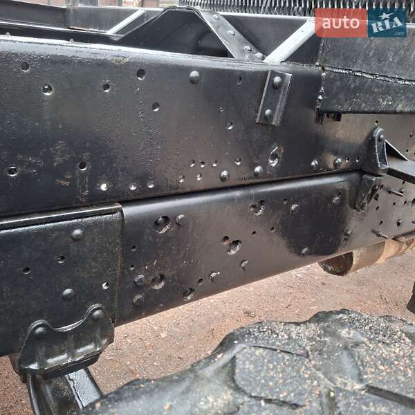 Лесовоз / Сортиментовоз ЗИЛ 131 1983 в Коростене