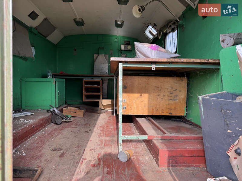 Вахтове авто / Кунг ЗИЛ 131 1990 в Бартатові