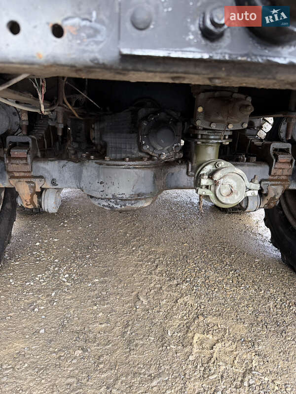 Бензовоз ЗИЛ 131 1977 в Верховині фото 8 Бензовоз ЗИЛ 131 1977 в Верховині