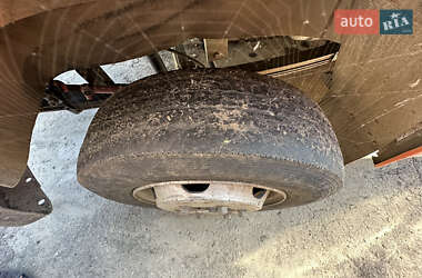 Приміський автобус ЗИЛ 3230 2005 в Одесі