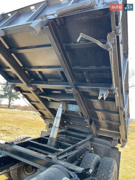 Самосвал ЗИЛ 4316 1987 в Чорткове